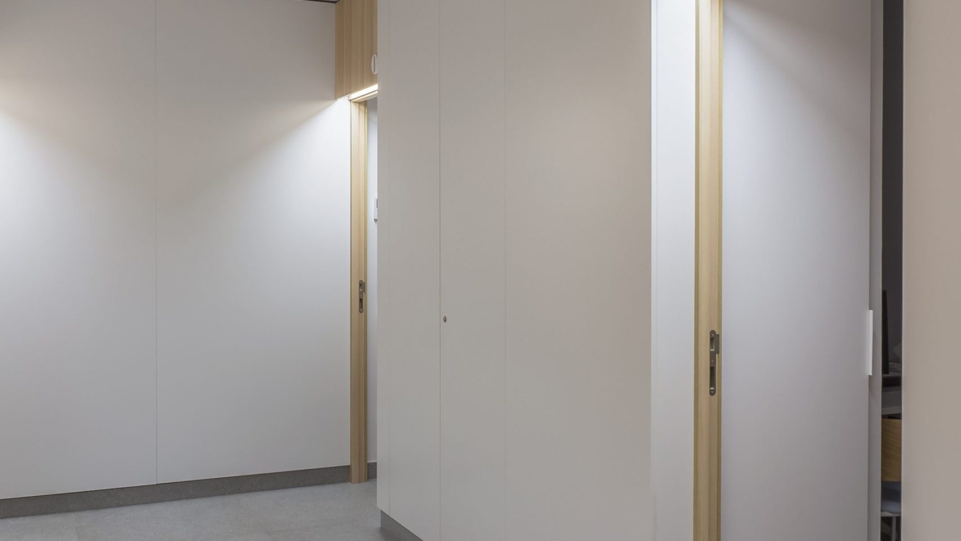 04_AXA-scaled-2